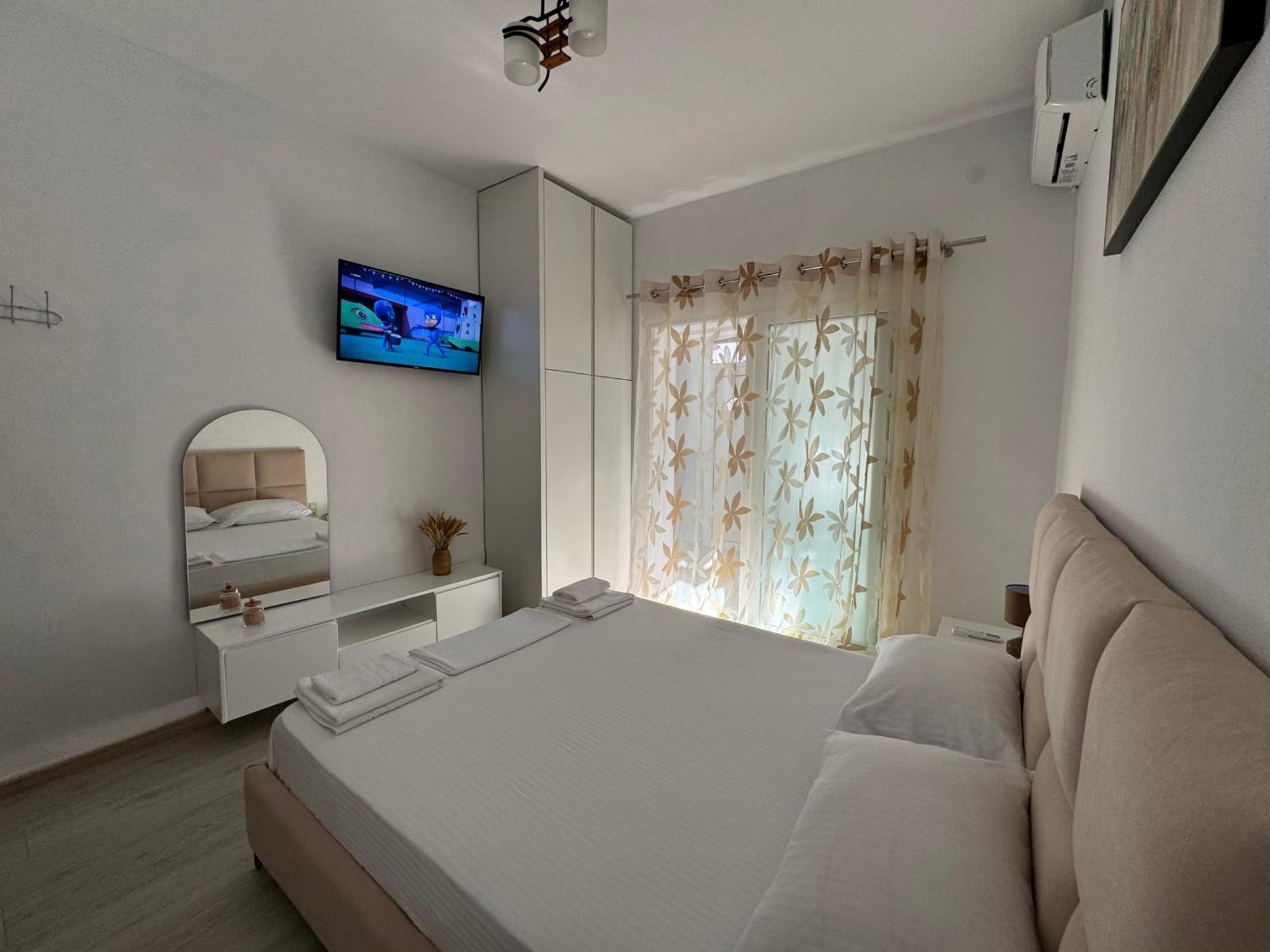Dadaj Apartments Sarande Ngoại thất bức ảnh